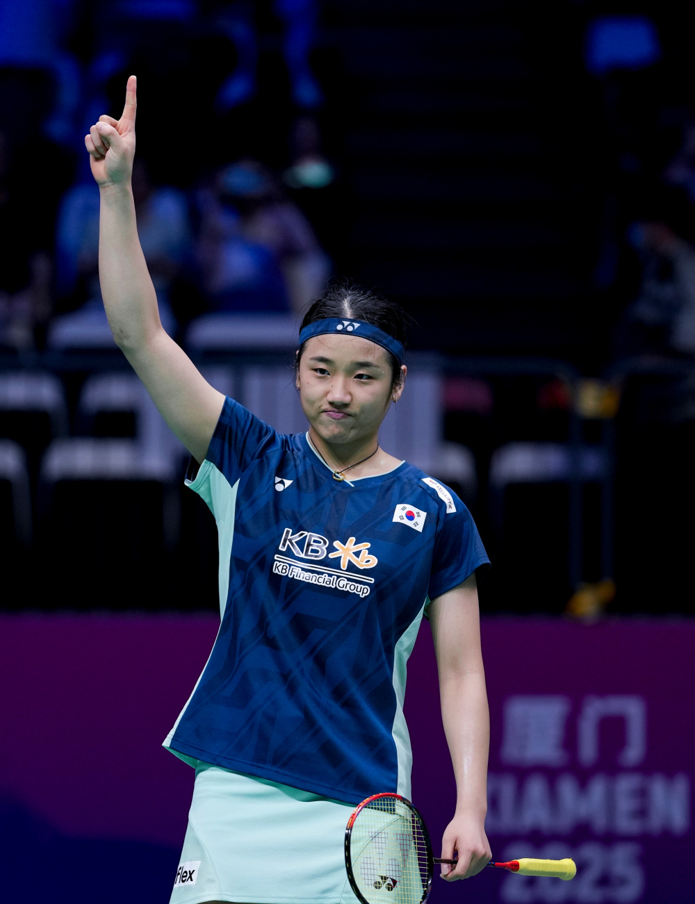 包含韩国羽毛球队完胜丹麦羽毛球队，林丹关键制胜的词条