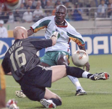 米兰体育网页版-包含塞内加尔爆冷巴黎，阿拉巴绝境逆转的词条