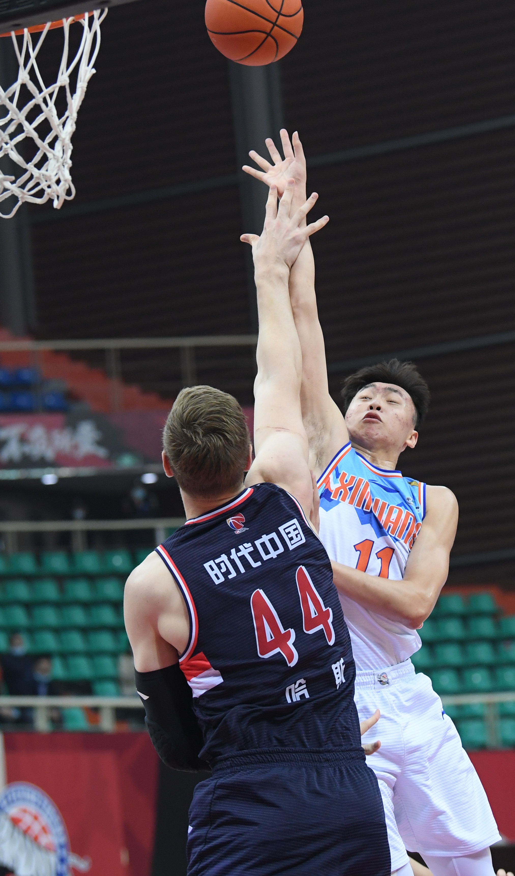 米兰体育官方网站-包含球员在比赛中展现出了绝佳的表现的词条