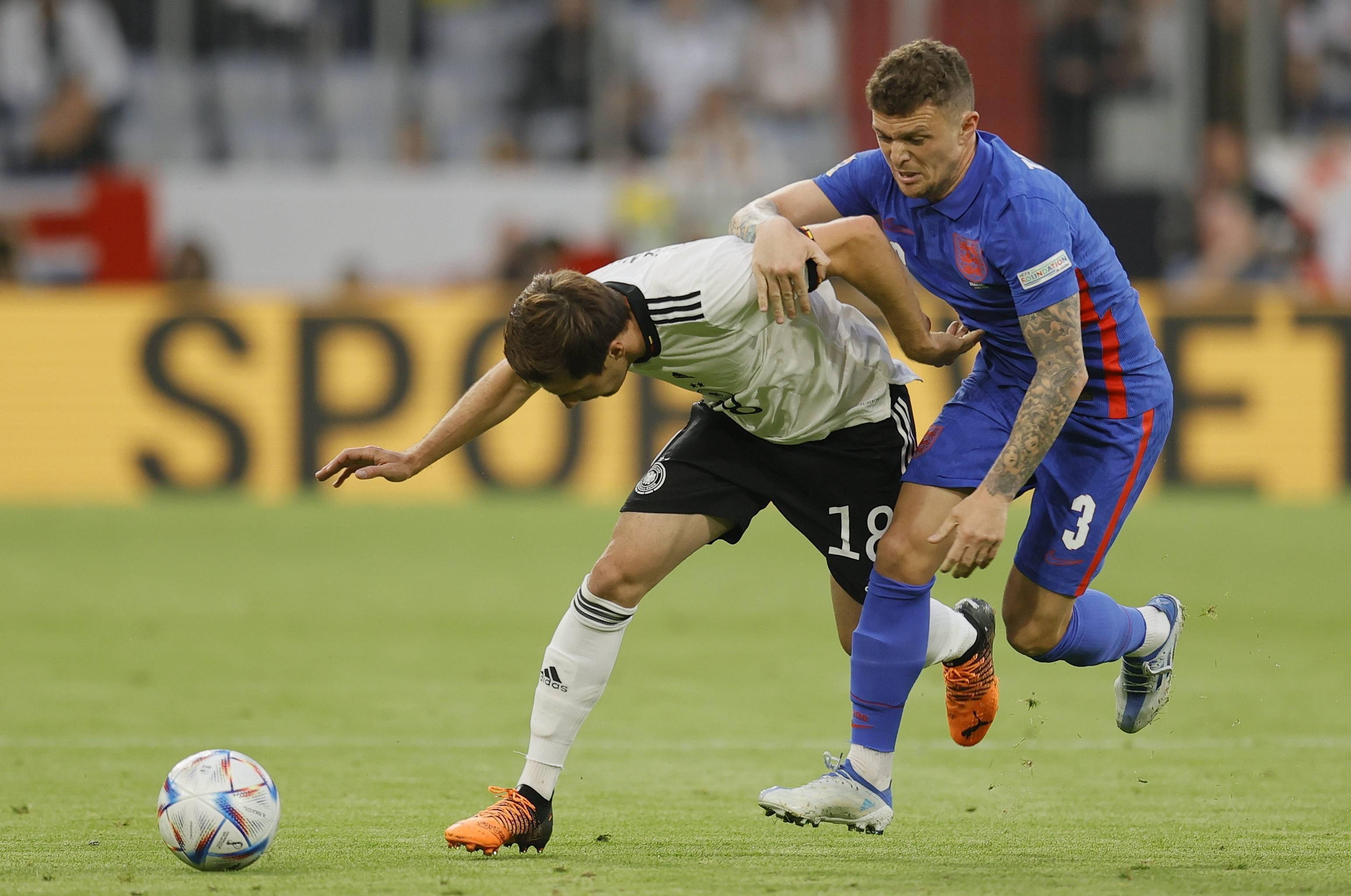 关于欧预赛：卫冕冠军英格兰遭瑞士绝杀的信息