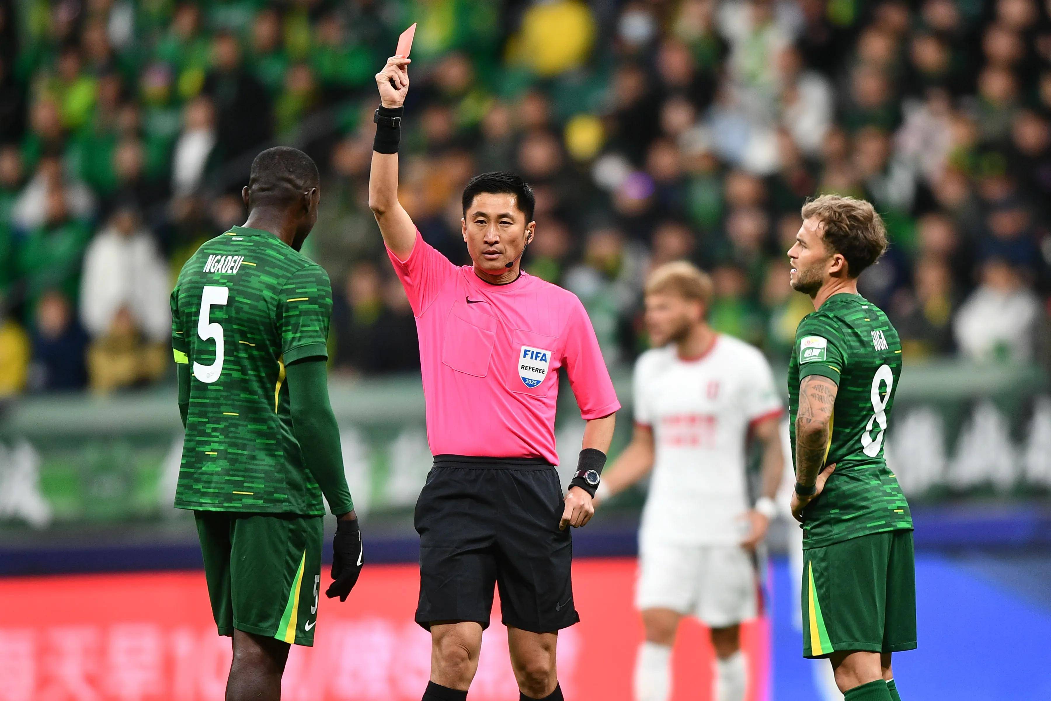 米兰登录入口-中超热度持续攀升，球迷狂热助威声不断