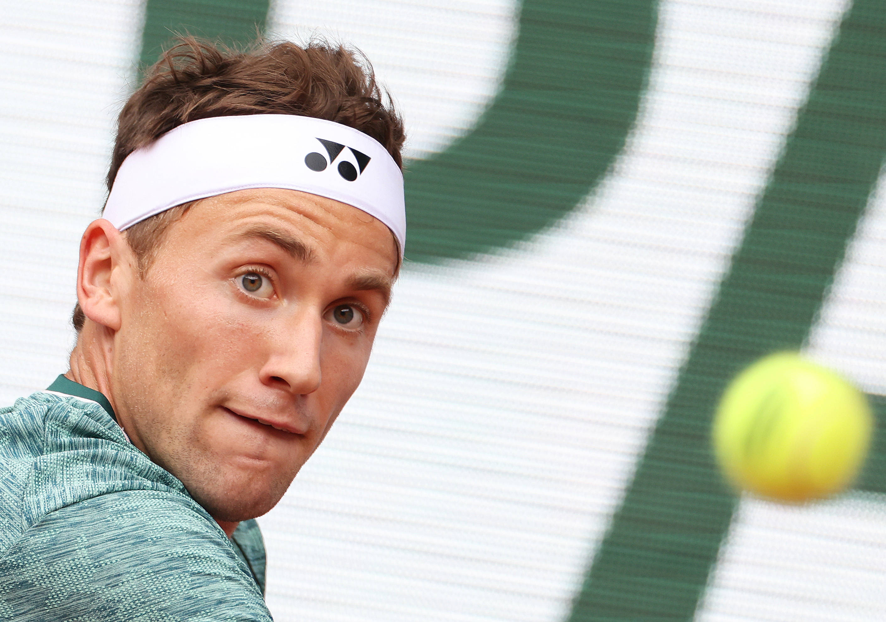 中国米兰体育-法网轻取年终总决赛，鲁德惊艳四座的简单介绍