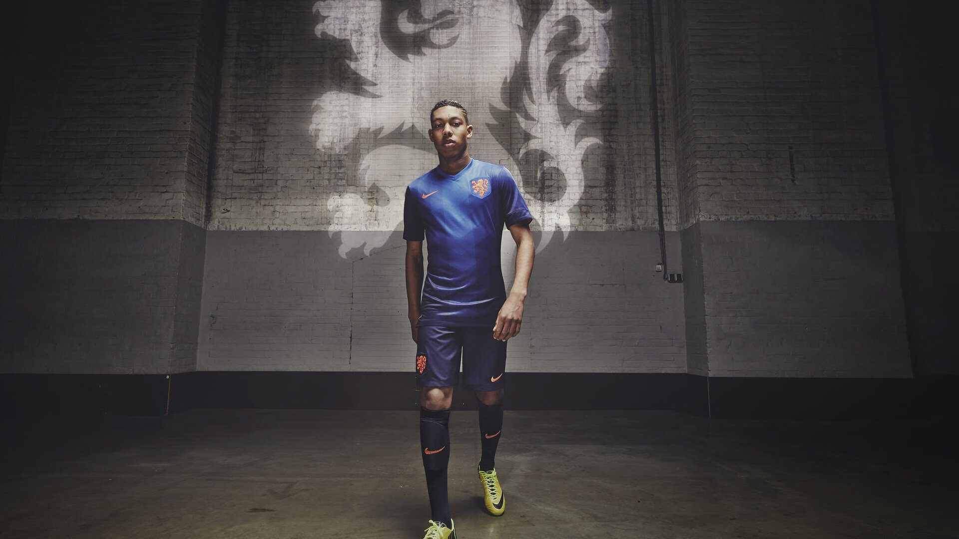 绿茵场上的唯一性，孙兴慜爆发与阿尔及利亚斩落委内瑞拉的启示